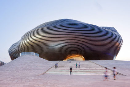 在中国，MAD建筑师的鄂尔多斯博物馆