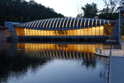 水晶桥美国艺术博物馆，摩西·萨夫迪，外观1