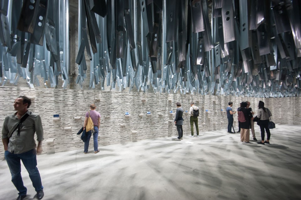 Alejandro-Aravena-installation-Arsenale-Biennale-Venice-Inexhibit-01