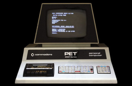 计算机设计:Com爱游戏体育下载网址modore PET 2001 (1977)