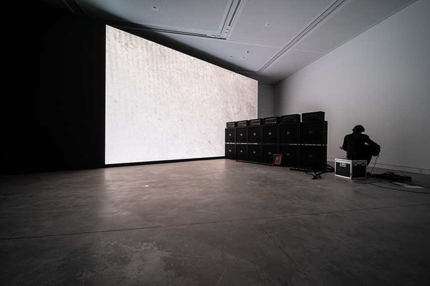 Marco Fusinato, Desastres装置，澳大利亚馆，2022年第59届威尼斯艺术双年展